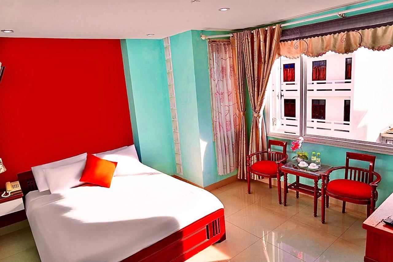 Central Beach Hotel Da Nang Buitenkant foto